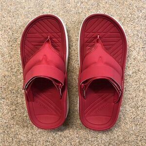 NWOT Vionic Brand Recovery Sandal